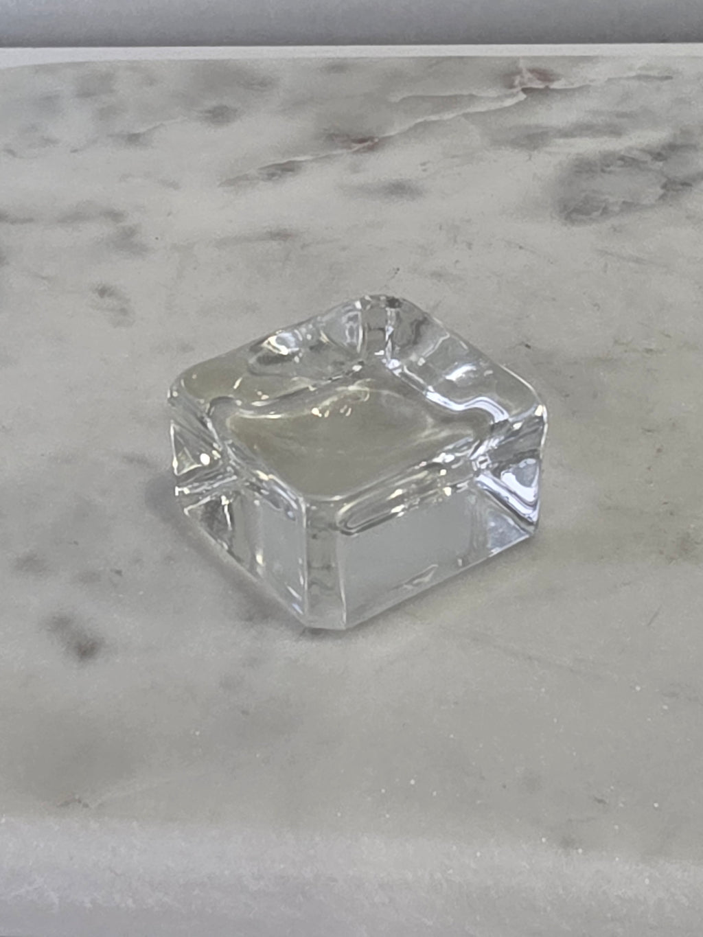 Luxe Glass Sphere Stand