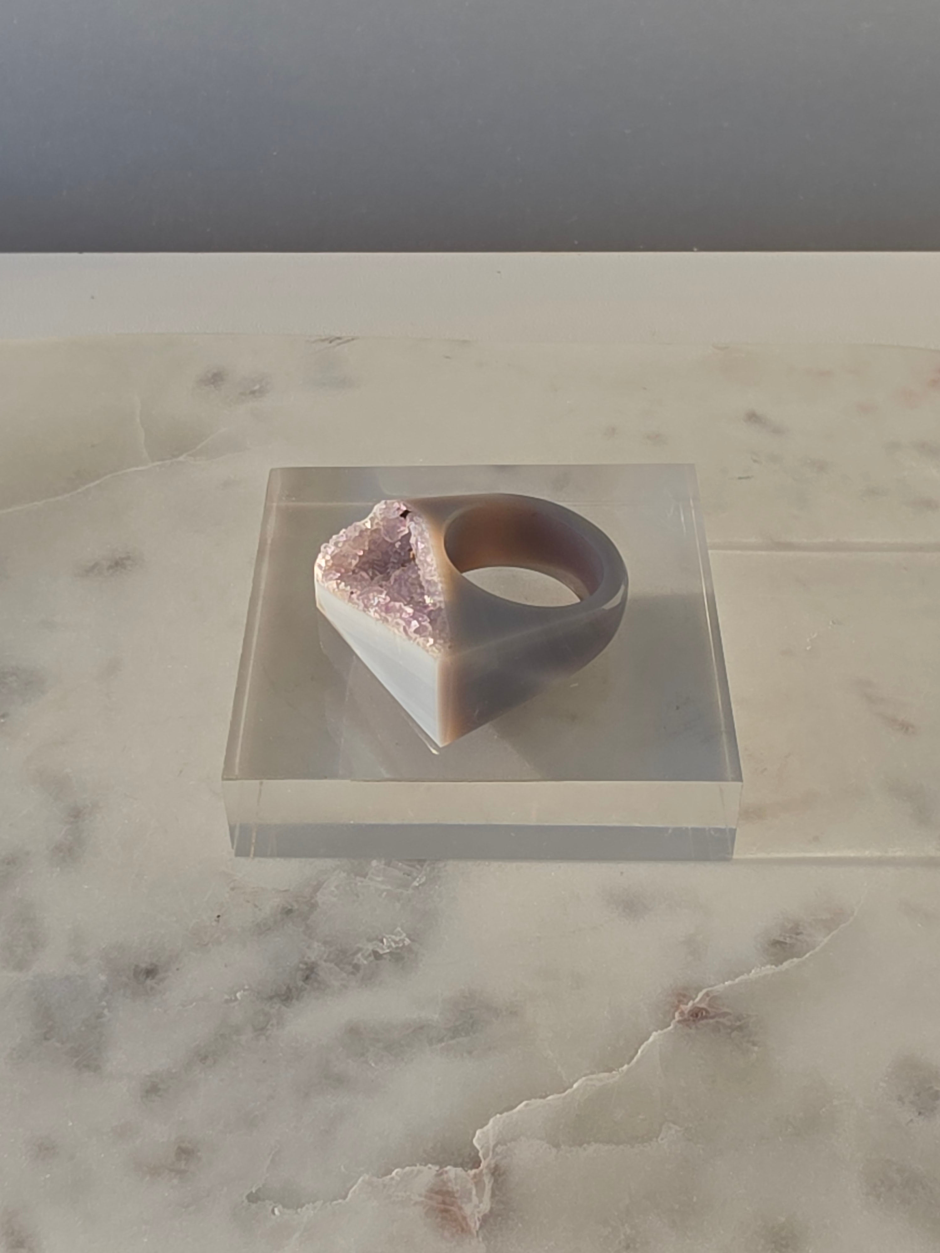 Carved Amethyst Ring|4