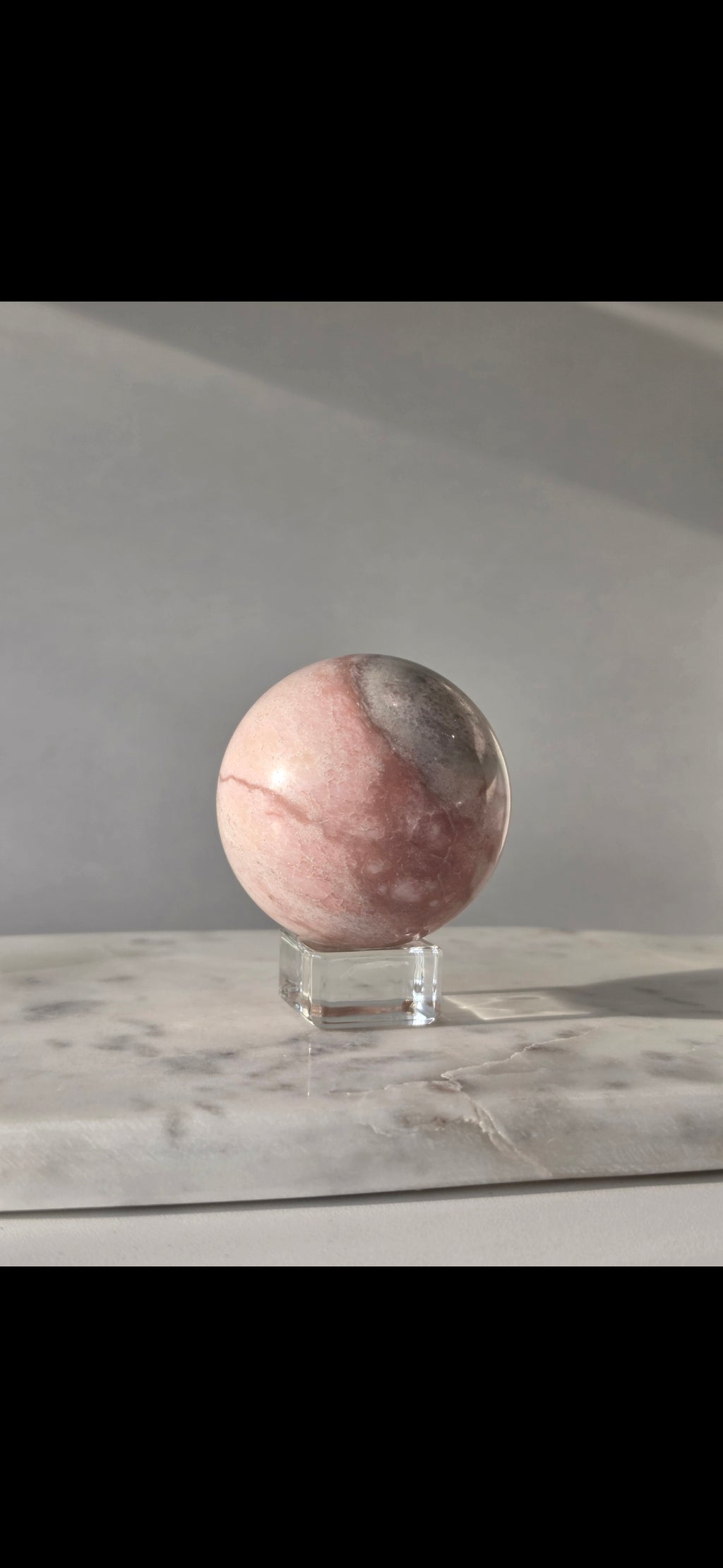 Luxe Glass Sphere Stand