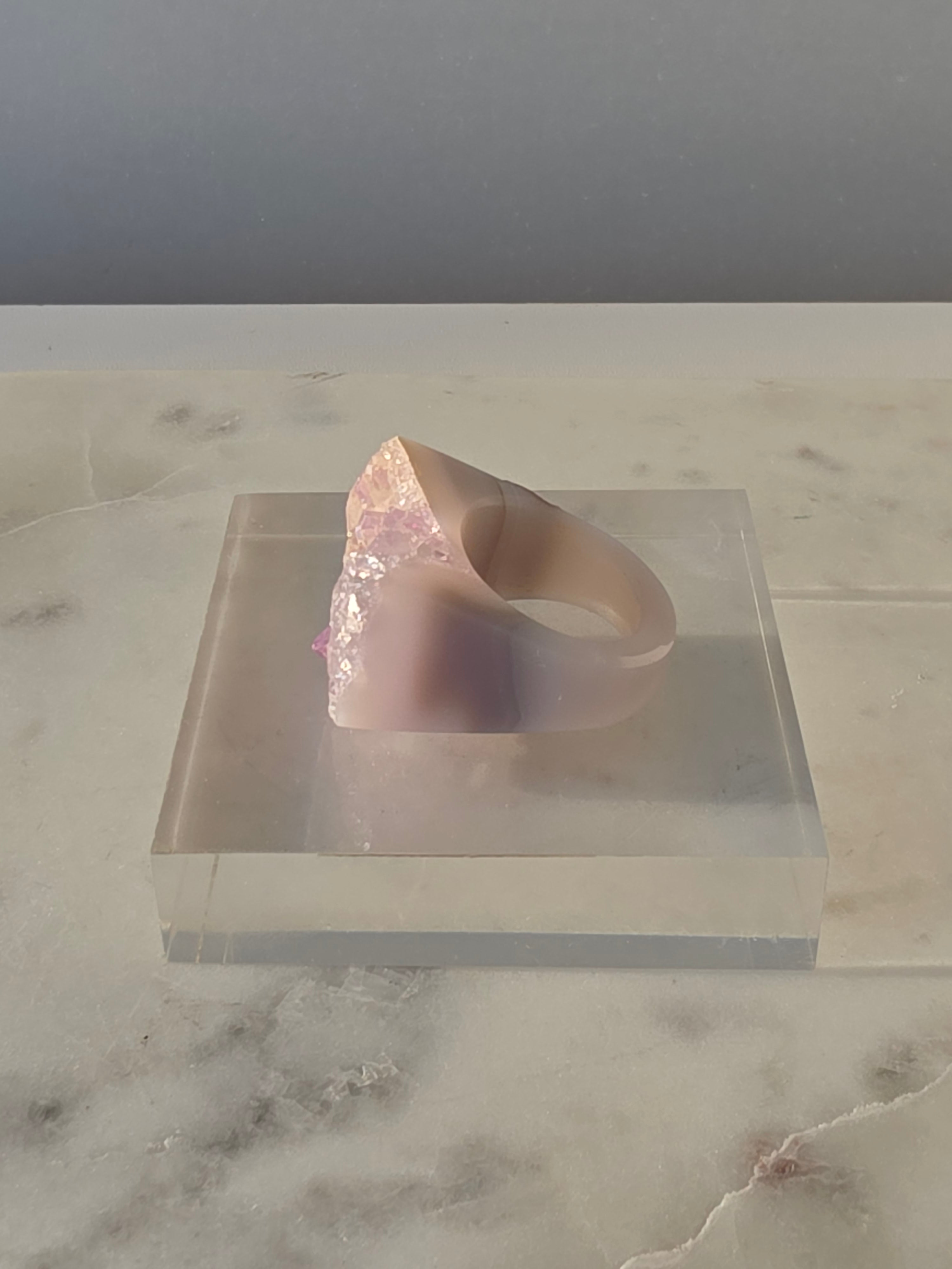 Carved Amethyst Ring|2