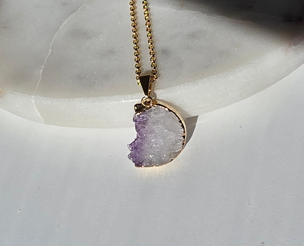 Amethyst Slice Moon Pendant | 9