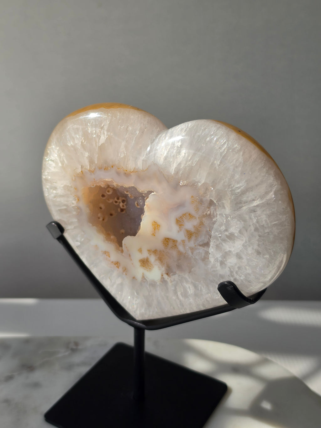 929g Druzy Agate Geode Heart with sparkling druzy crystals, natural Chalcedony eye formations and caramel, beige and ivory agate banding